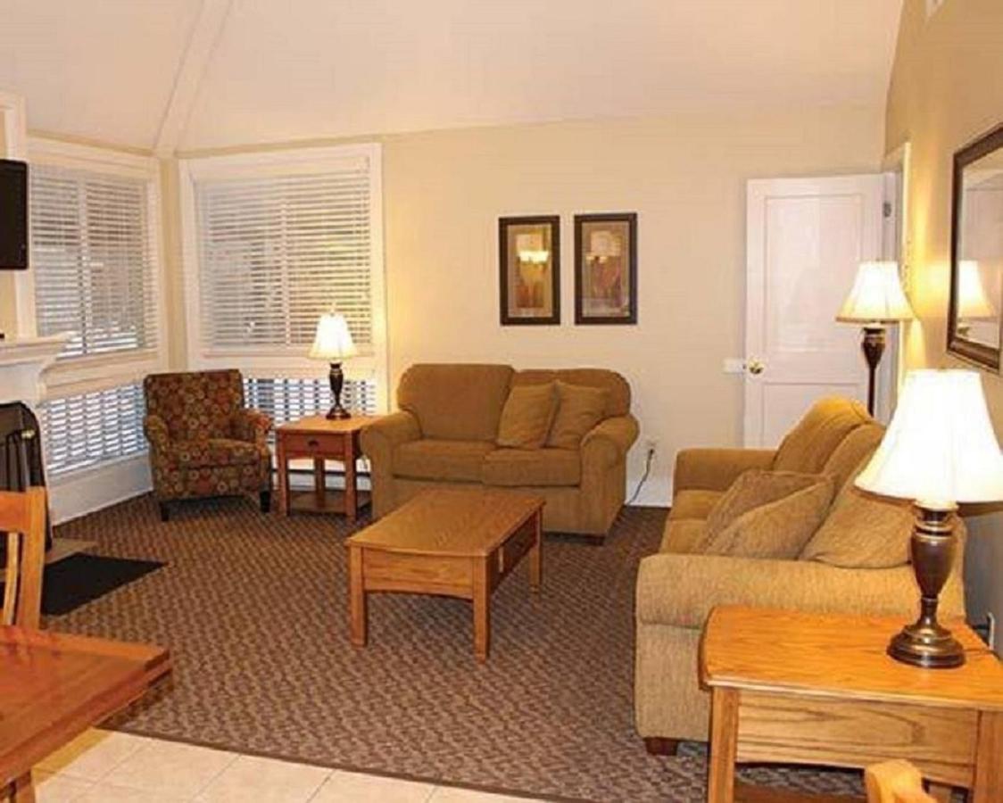 Pocono Villas Resort อีสต์สเตราด์สเบิร์ก ภายนอก รูปภาพ