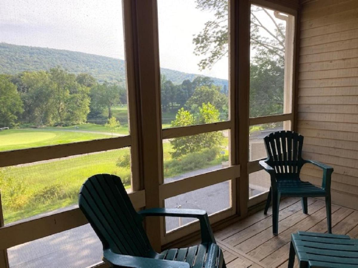 Pocono Villas Resort อีสต์สเตราด์สเบิร์ก ภายนอก รูปภาพ